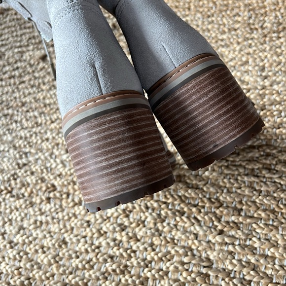 Timberland Women’s Like New Sz 7 Sienna High Waterproof Mid Boot Gray Suede - Picture 6 of 12